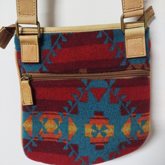 Pendleton Red and Blue Crossbody Bag - Picture 2 of 8